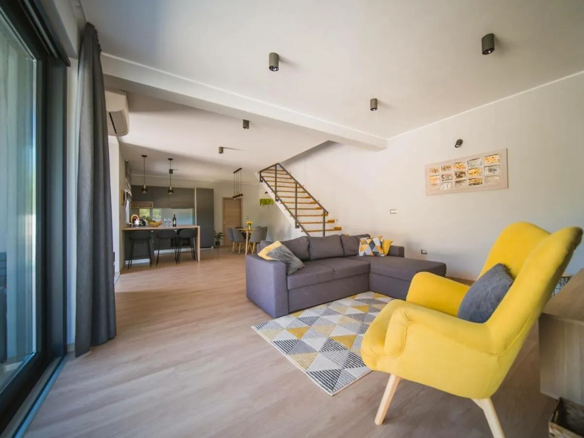 Banjole, Moderna Vila Sa Slanim Bazenom, Blizu Plaze Medulin Villa